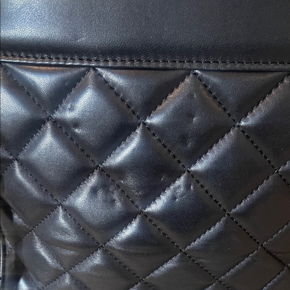 Black Quilted Shoulder Bag with Gold Chain - Picture 4 of 6